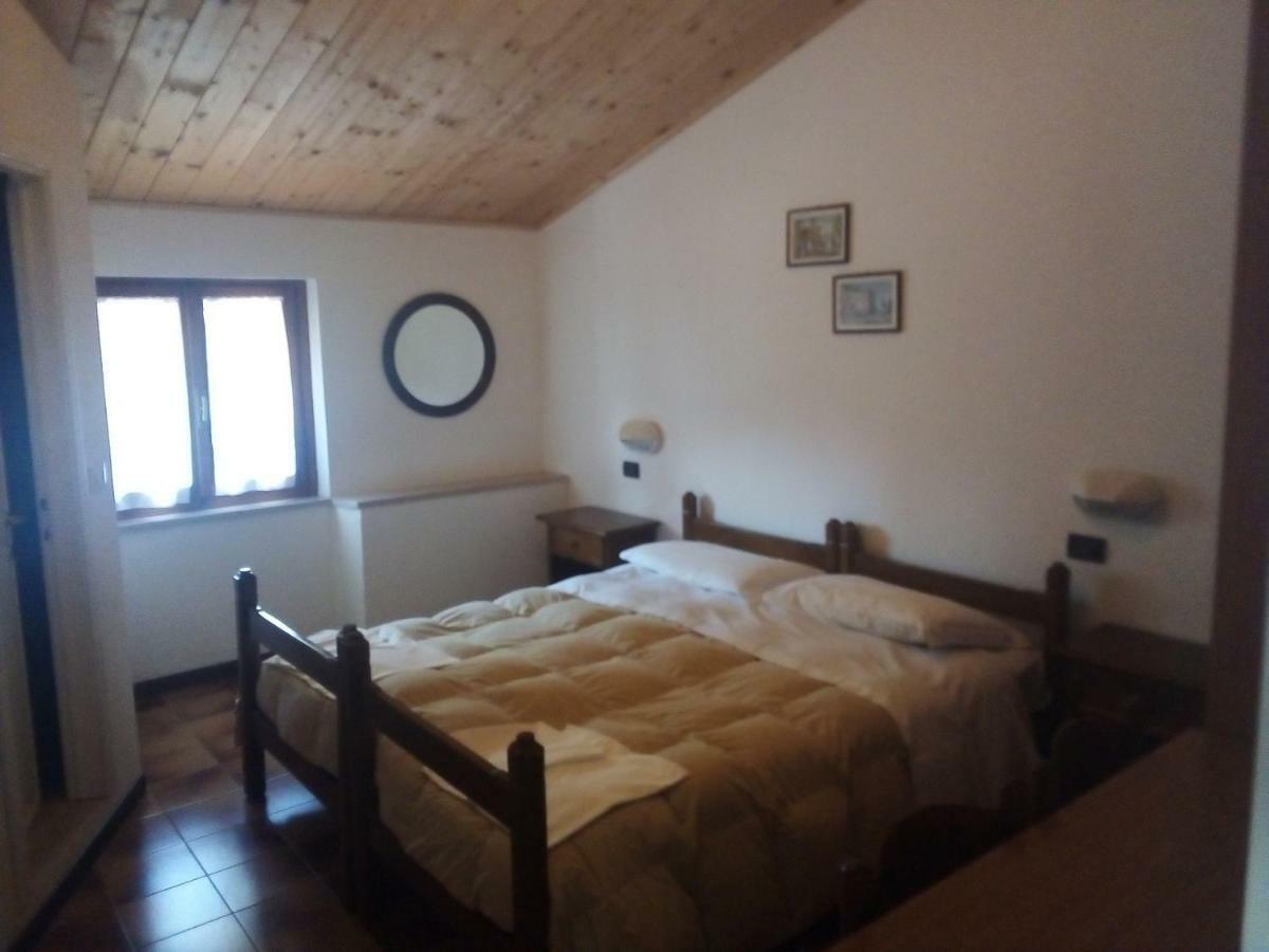 La Foresta Albergo Ristorante Pizzeria Badia Prataglia Eksteriør billede